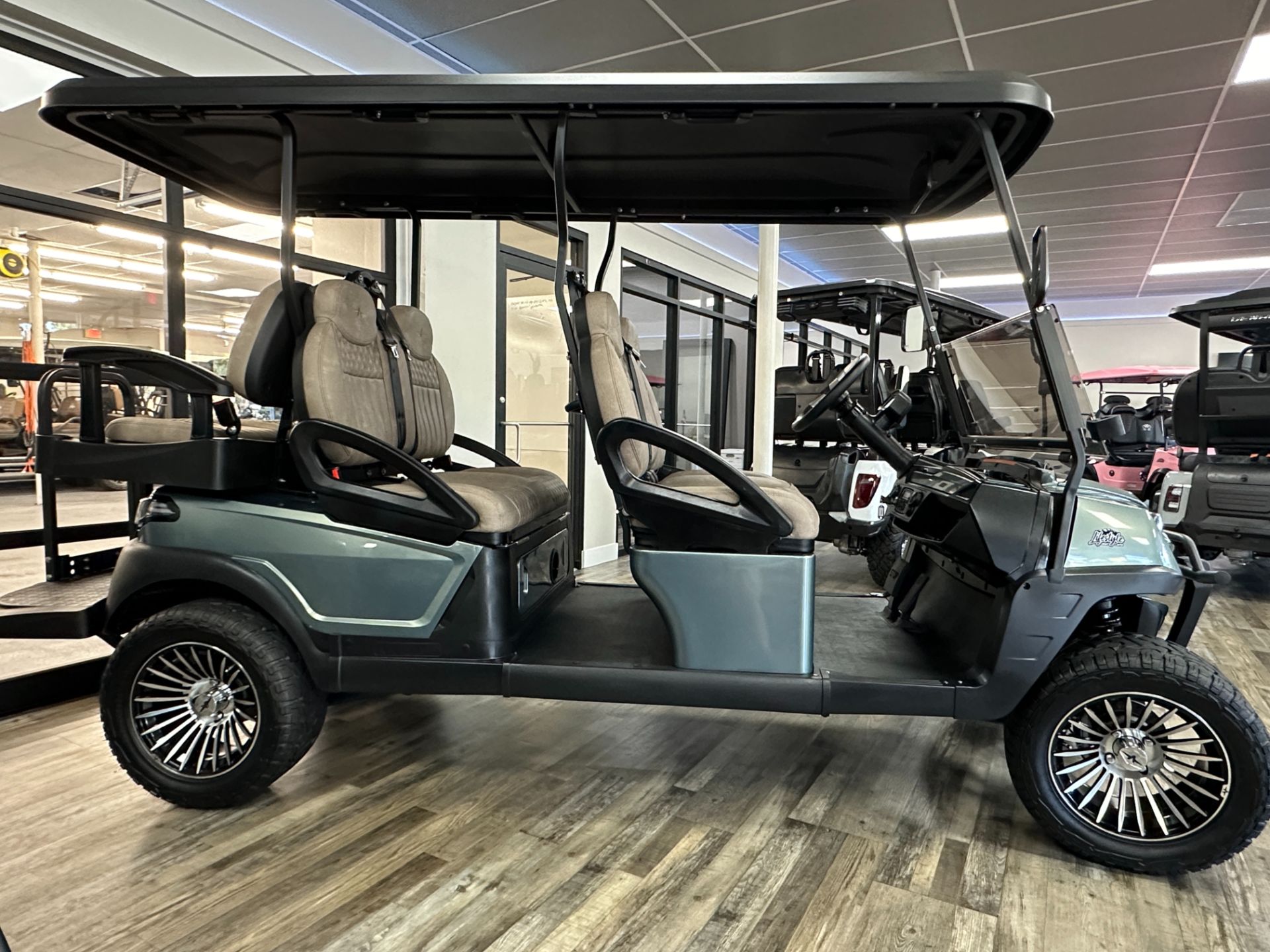 2024 ATLAS 6 PASSENGER LIFTED for Sale