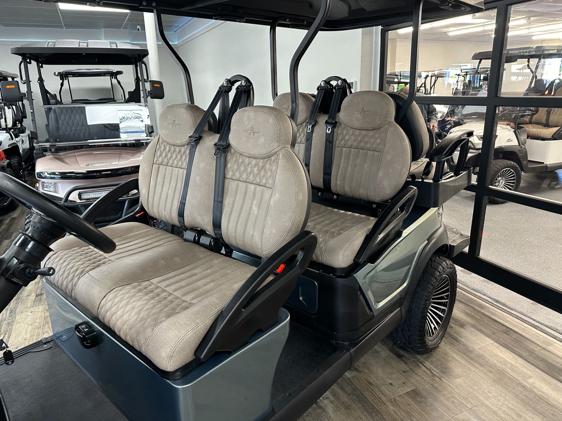 2024 ATLAS 6 PASSENGER LIFTED for Sale