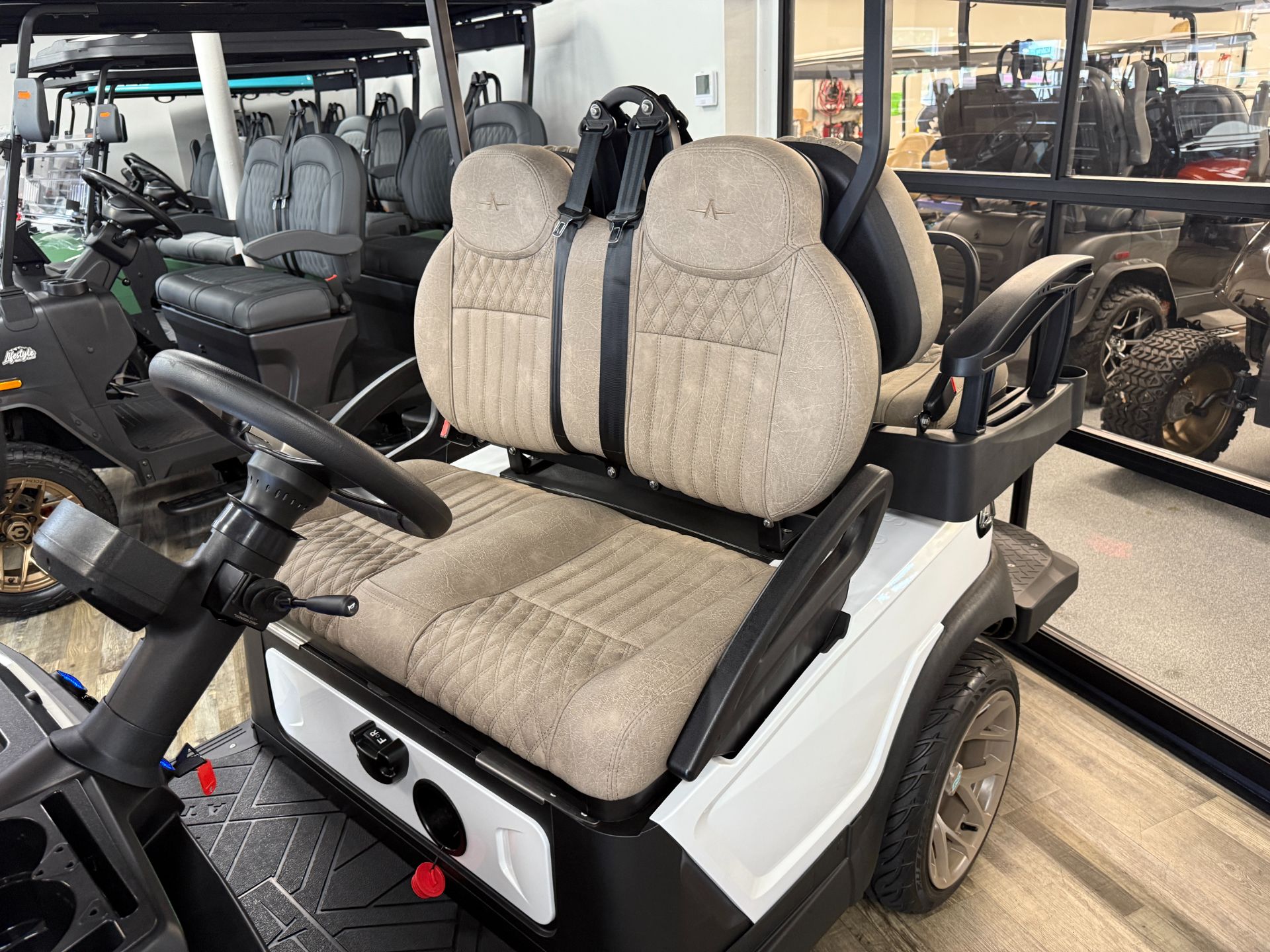 2025 ATLAS 4 PASSENGER for Sale