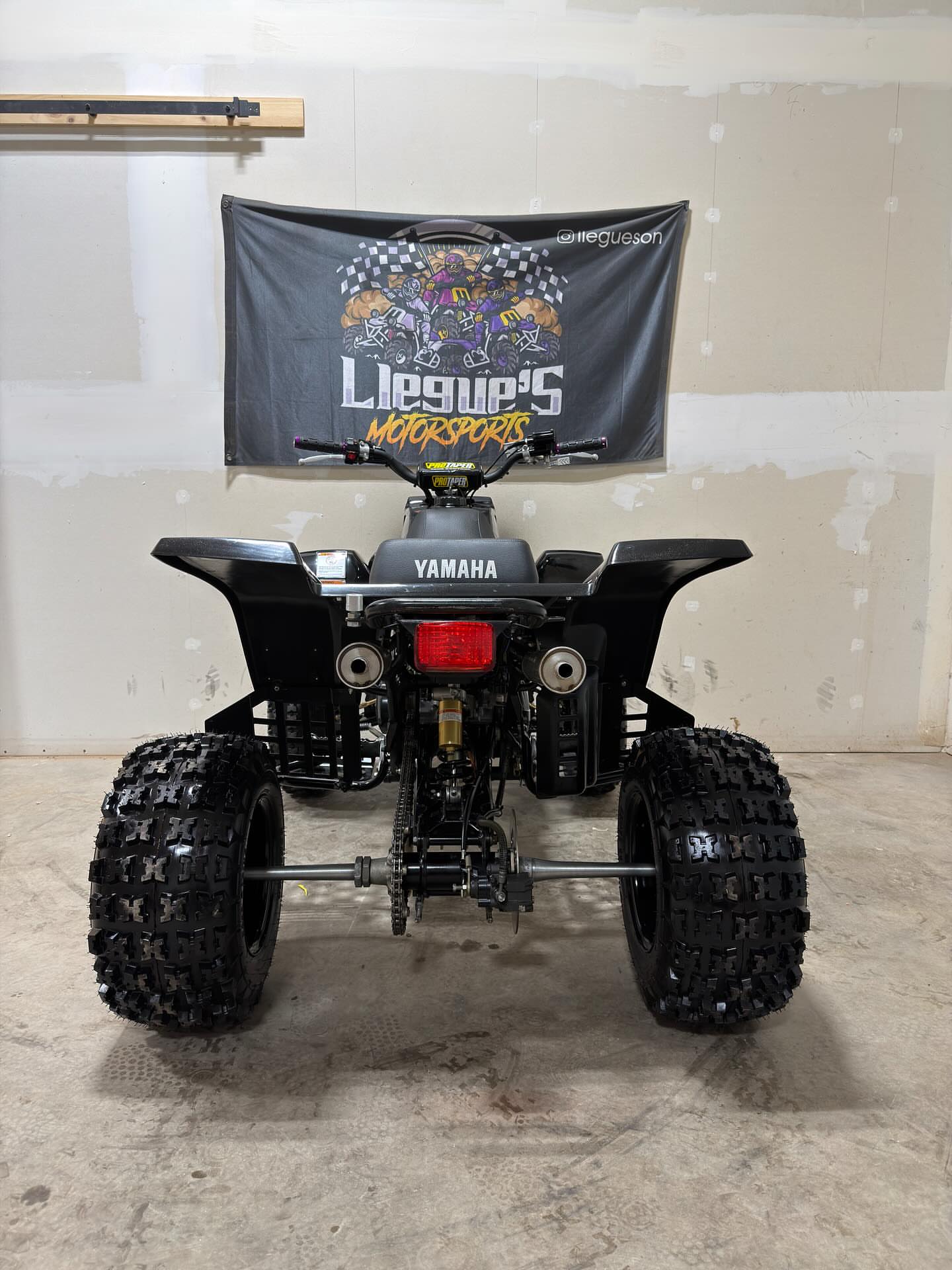 2006 YAMAHA BANSHEE SE