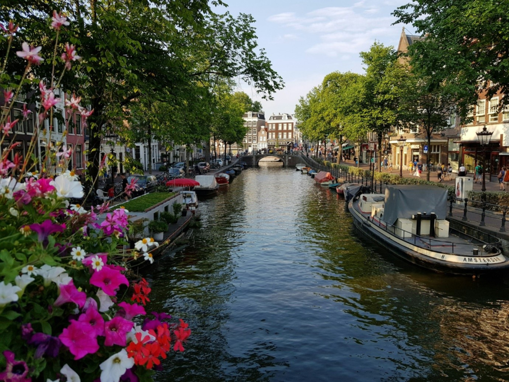 Electric Boating Destinations in Europe